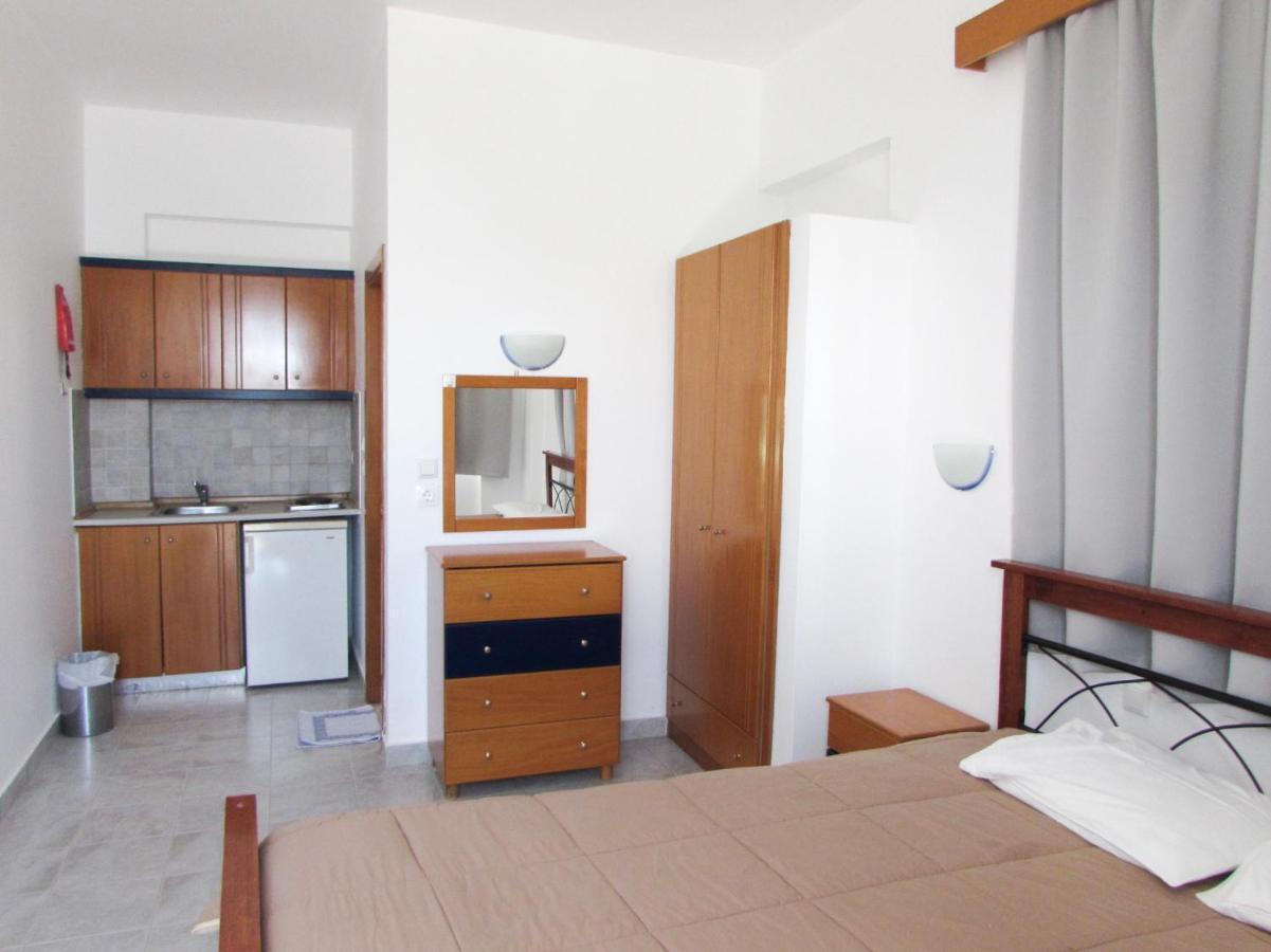 Pefki  Coralli Apartments מראה חיצוני תמונה